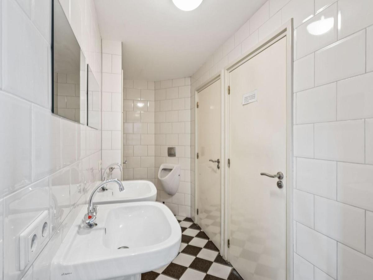 Vakantiehuis Spacious In Limburg Near Forest *