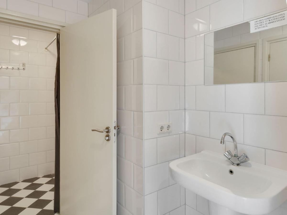 Spacious In Limburg Near Forest * Sint Antoniusbank